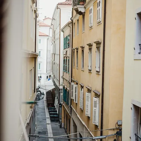 Monolocale Marino In Centro Storico 的里雅斯特