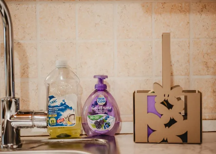 Monolocale Marino In Centro Storico * Triest