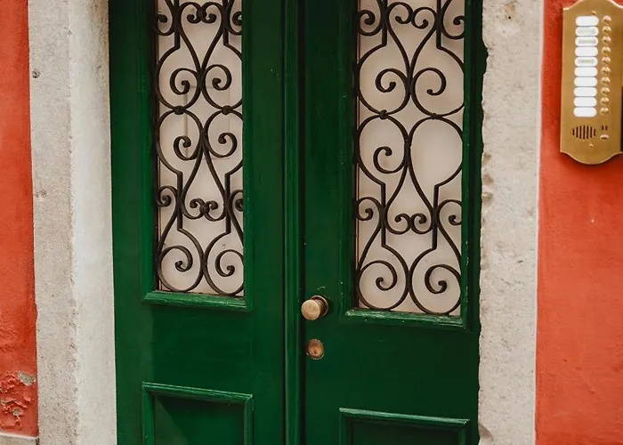 Апартаменты Monolocale Marino In Centro Storico *